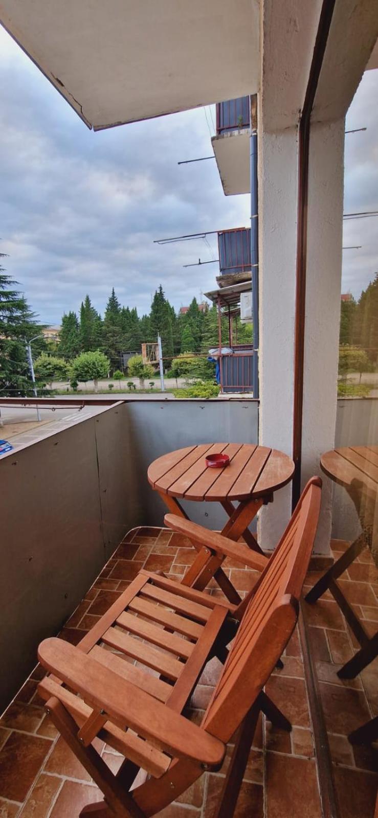 Relax Apartment Samtredia Exterior foto